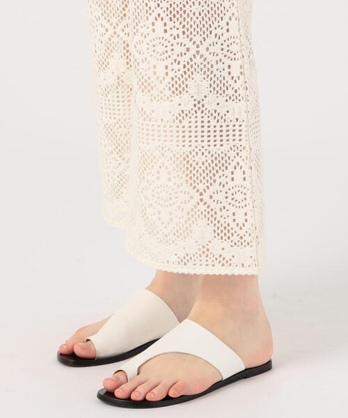 TOMORROWLAND (トゥモローランド)の「コットンクロシェ フレアパンツ(その他パンツ・レディース・ホワイト/ブラック・36)」の13枚目の写真