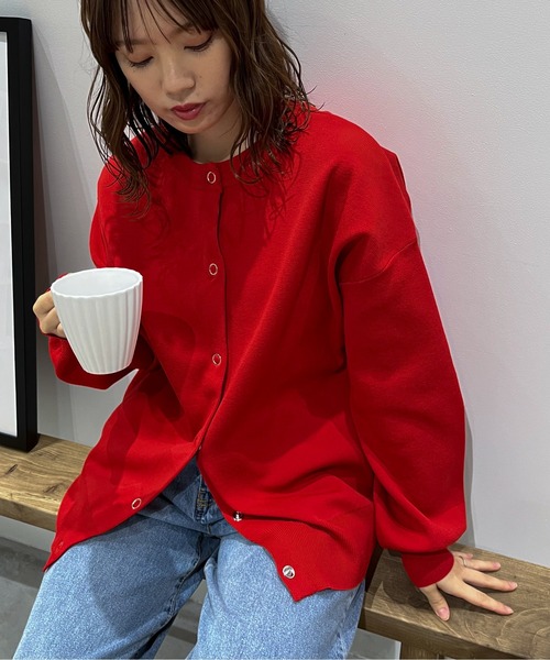 feepur（フェピュール）の「【ハンドウォッシャブル】２wayライトウェイトカラーカーディガン（カーディガン/ボレロ・レディース・ブラック/グリーン/レッド/パープル/オフホワイト/ピンク・MEDIUM）」の6枚目の写真