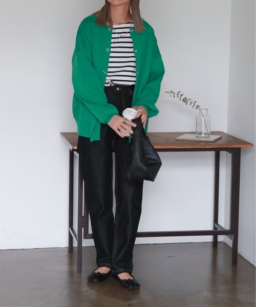 feepur（フェピュール）の「【ハンドウォッシャブル】２wayライトウェイトカラーカーディガン（カーディガン/ボレロ・レディース・ブラック/グリーン/レッド/パープル/オフホワイト/ピンク・MEDIUM）」の15枚目の写真