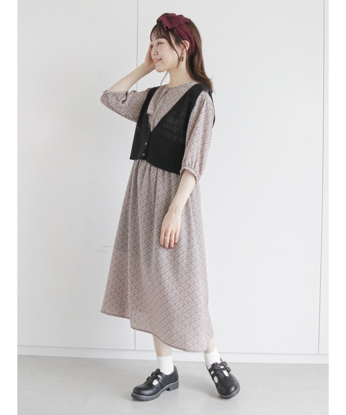 ehka sopo（エヘカソポ）の「小花柄スクエアカラーワンピース（ワンピース・レディース・ブラック/グリーン/キナリ・ﾌﾘ-）」の21枚目の写真