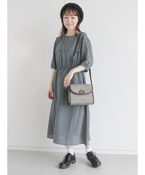 ehka sopo（エヘカソポ）の「小花柄スクエアカラーワンピース（ワンピース・レディース・ブラック/グリーン/キナリ・ﾌﾘ-）」の17枚目の写真