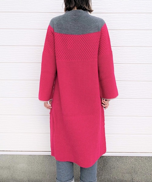 Q（キュー）の「ホールガーメント 地柄ハイネックバイカラーワンピース（ワンピース・レディース・グレー×ピンク/ベージュ×ブラック・MEDIUM）」の4枚目の写真