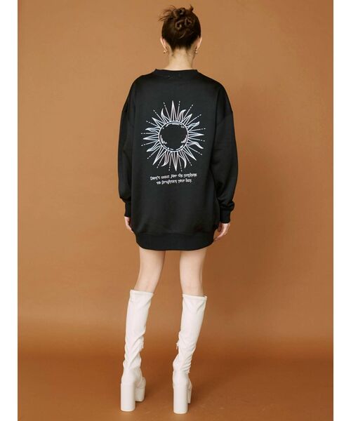 EVRIS（エヴリス）の「SUNNY GRAPHIC スウェットプルオーバー（スウェット・レディース・ホワイト/ブラック/グレー・FREE）」の19枚目の写真