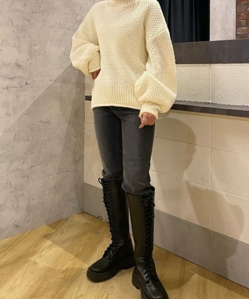 RODEO CROWNS WIDE BOWL（ロデオクラウンズワイドボウル）の「Rough Chic slim straight（デニムパンツ・レディース・ブルー/ブラック・25inch/24inch/23inch/27inch/26inch）」の6枚目の写真