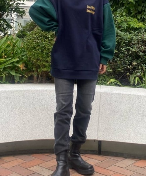 RODEO CROWNS WIDE BOWL（ロデオクラウンズワイドボウル）の「Rough Chic slim straight（デニムパンツ・レディース・ブルー/ブラック・25inch/24inch/23inch/27inch/26inch）」の4枚目の写真