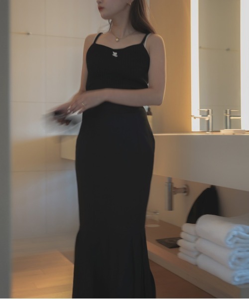 LOPEW（ロピュ）の「プリーツヘムマーメイドSK（スカート・レディース・ホワイト/ブラック/ネイビー/アイボリー・SMALL/MEDIUM）」の14枚目の写真