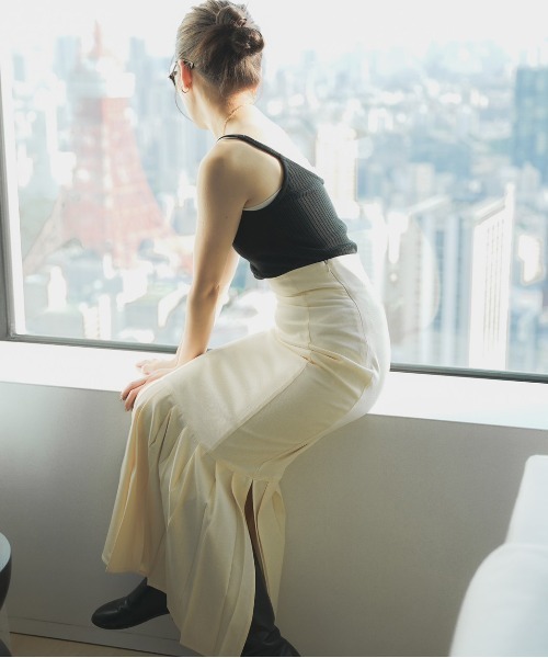 LOPEW（ロピュ）の「プリーツヘムマーメイドSK（スカート・レディース・ホワイト/ブラック/ネイビー/アイボリー・SMALL/MEDIUM）」の17枚目の写真