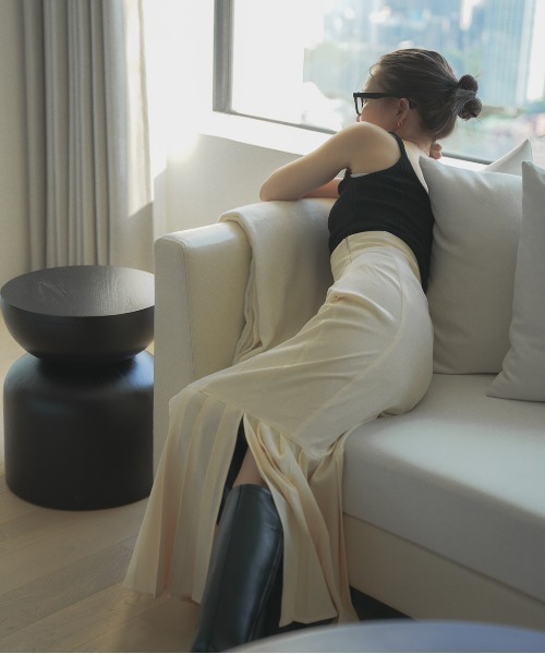 LOPEW（ロピュ）の「プリーツヘムマーメイドSK（スカート・レディース・ホワイト/ブラック/ネイビー/アイボリー・SMALL/MEDIUM）」の18枚目の写真