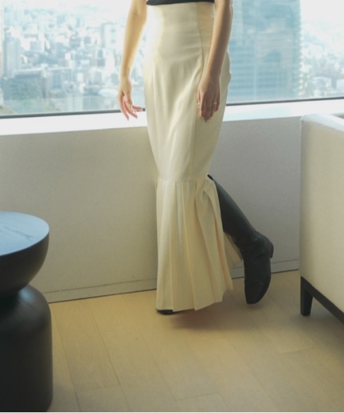 LOPEW（ロピュ）の「プリーツヘムマーメイドSK（スカート・レディース・ホワイト/ブラック/ネイビー/アイボリー・SMALL/MEDIUM）」の19枚目の写真