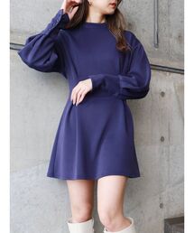 パフスリーブタックミニワンピース