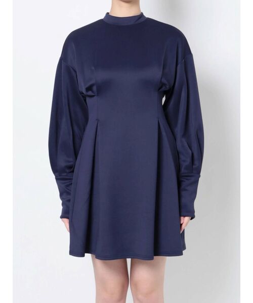 MURUA(ムルーア)の「パフスリーブタックミニワンピース(ワンピース・レディース・ブルー/アイボリー/ブラック・2/1)」の13枚目の写真