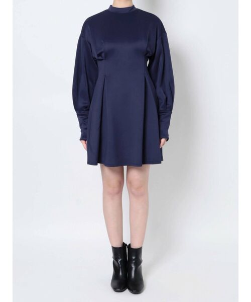 MURUA(ムルーア)の「パフスリーブタックミニワンピース(ワンピース・レディース・ブルー/アイボリー/ブラック・2/1)」の19枚目の写真