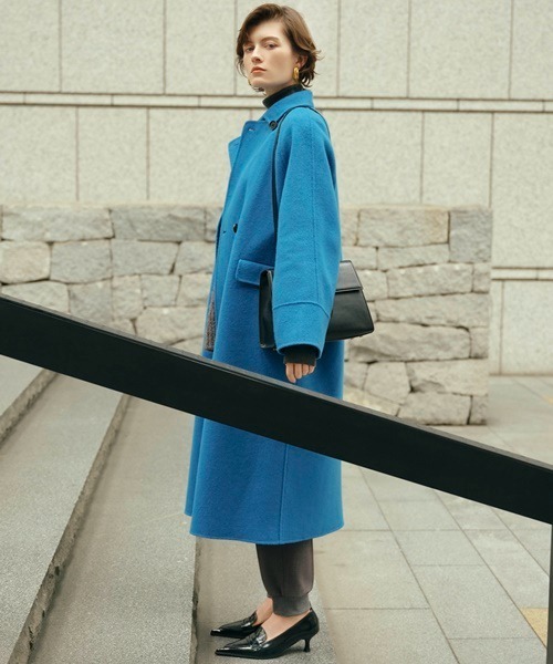 Mila Owen（ミラオーウェン）の「衿ストラップダブルコート（トレンチコート・レディース・ブルー/クリーム/ブラック・1/0）」の19枚目の写真