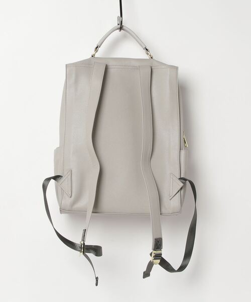 Legato Largo(レガートラルゴ)の「【Legato Largo】LG-E1312 PC収納リュック(バックパック/リュック・レディース・ライトグレー/ブラック/ネイビー/ブラウン/キャメル・FREE)」の6枚目の写真