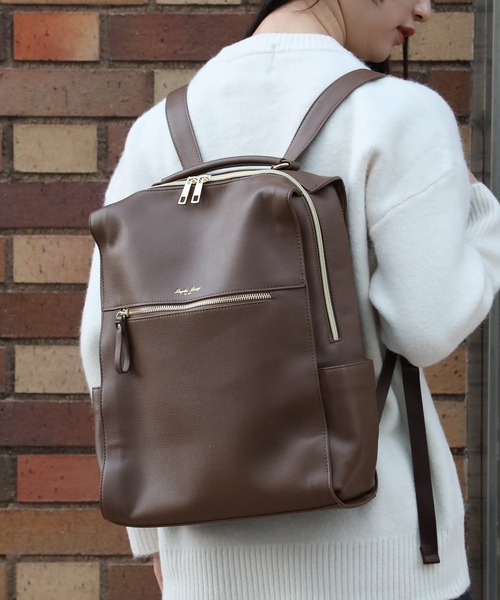 Legato Largo(レガートラルゴ)の「【Legato Largo】LG-E1312 PC収納リュック(バックパック/リュック・レディース・ライトグレー/ブラック/ネイビー/ブラウン/キャメル・FREE)」の3枚目の写真