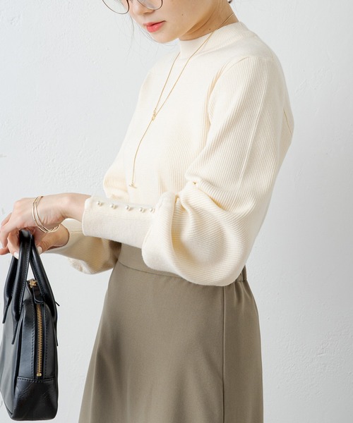 PUAL CE CIN（ピュアルセシン）の「【Du noir】袖パールリブニットプルオーバー（ニット/セーター・レディース・ブラック/その他/オフホワイト・FREE）」の2枚目の写真