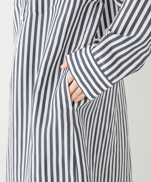 IENA(イエナ)の「STRIPE BOUNCE シャツワンピース(ワンピース・レディース・ネイビー/ブルー・36/38)」の5枚目の写真