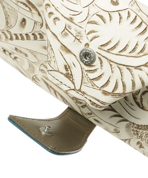 HIROKO HAYASHI（ヒロコハヤシ）の「◆PIANTE(ピアンテ)マルチ財布（財布・レディース・アイボリー系3・00）」の9枚目の写真