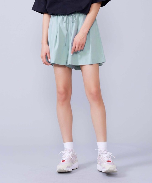 MILKFED.（ミルクフェド）の「LIGHTWEIGHT EASY SHORT PANTS（その他パンツ・レディース・ホワイト/ライトブルー/ブラック/ライトピンク・ONE SIZE）」の4枚目の写真