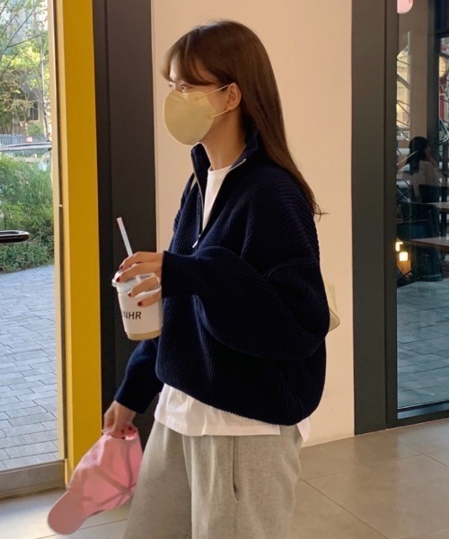 SEN TOKYO(セントーキョー)の「1枚でスタイリング映え。ハーフジッパーニットプルオーバー(ニット/セーター・レディース・アイボリー/ブルー/ピンク/ネイビー・FREE)」の16枚目の写真