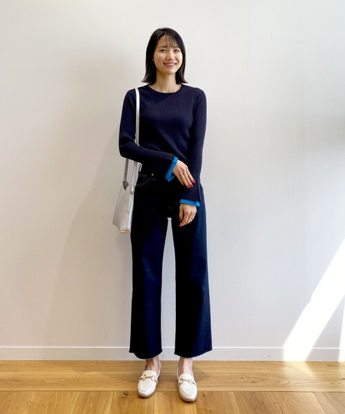 OPAQUE.CLIP（オペークドットクリップ）の「◆配色フレア スリーブリブニット（ニット/セーター・レディース・オフホワイト/ベージュ/ネイビー・36/40/38）」の5枚目の写真