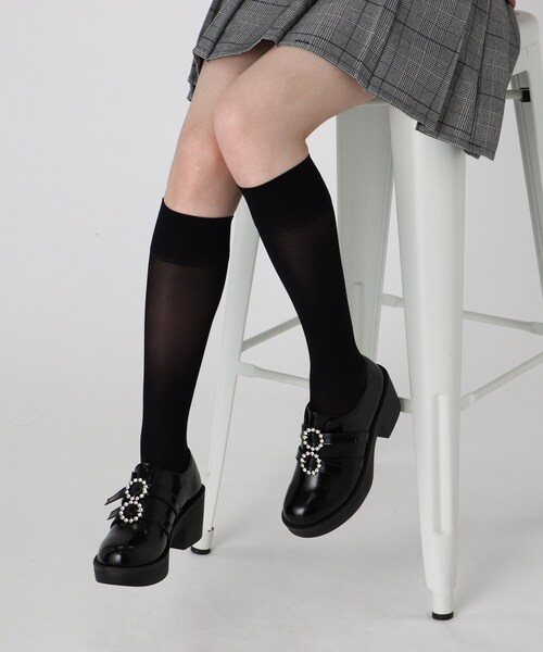 cs T&P(シーエスティーアンドピー)の「軽量厚底ソール ダブルストーンモチーフローファー(パンプス・レディース・ブラック/ブラック系1・L/LL/S/M)」の11枚目の写真