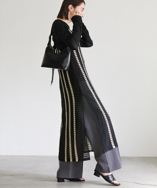 select MOCA（セレクトモカ）の「メッシュ編みニットキャミワンピース（ワンピース・レディース・ベージュ/ネイビー・FREE）」の17枚目の写真