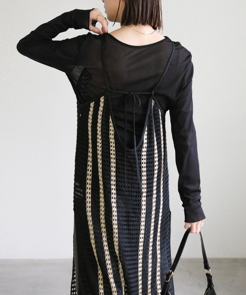 select MOCA（セレクトモカ）の「メッシュ編みニットキャミワンピース（ワンピース・レディース・ベージュ/ネイビー・FREE）」の14枚目の写真