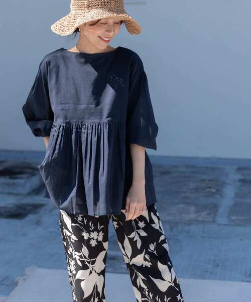 URBAN RESEARCH DOORS(アーバンリサーチドアーズ)の「コットンボイル2WAYギャザーブラウス(シャツ/ブラウス・レディース・ライトベージュ/イエロー/ネイビー・MEDIUM)」の12枚目の写真