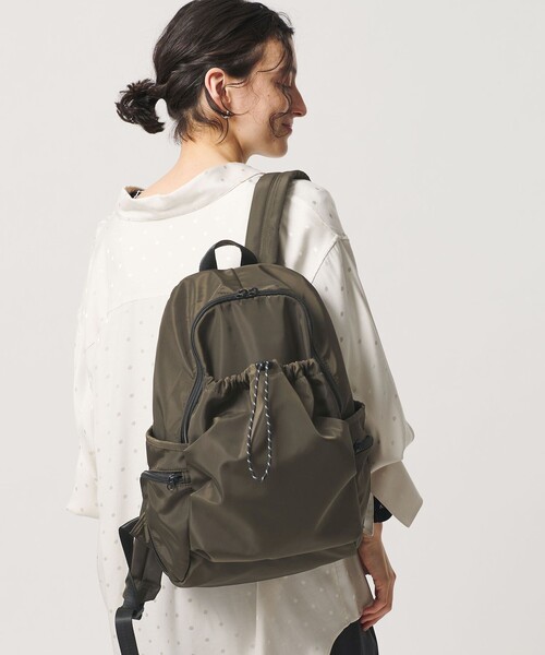 BEAUTY&YOUTH UNITED ARROWS(ビューティーアンドユースユナイテッドアローズ)の「ドロストポケット リュック(バックパック/リュック・レディース・ライトグレー/ブラック/ブラウン/ダークグレー/ダークブラウン/ネイビー/オリーブ・FREE)」の6枚目の写真
