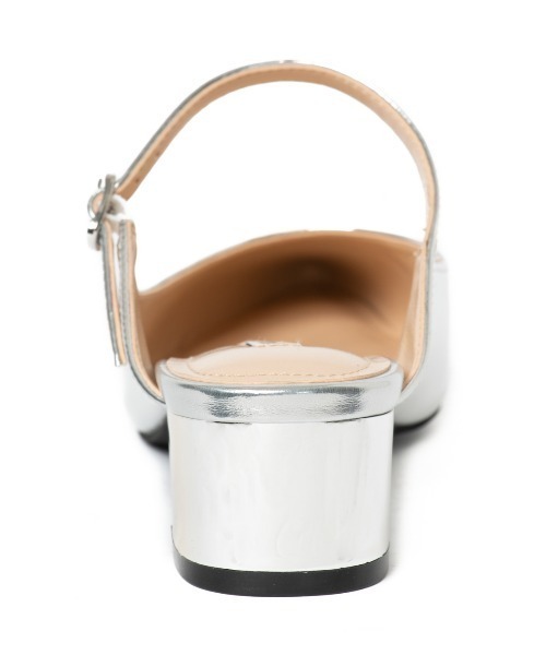 R&E(アールアンドイー)の「【REZOY】ワンベルトポインテッドトゥLOWヒールパンプス(パンプス・レディース・ライトグレー/ブラック/シルバー/アイボリー・LL/S/M/L)」の13枚目の写真