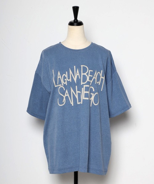 Bonjour Sagan(ボンジュールサガン)の「オーバーサイズピグメントロゴTシャツ(Tシャツ/カットソー・レディース・グレイッシュベージュ/ネイビー系・FREE)」の12枚目の写真