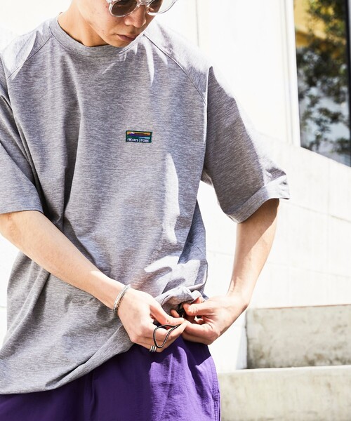 FREAK'S STORE（フリークスストア）の「【限定展開】ビッグシルエット 水陸両用 ユーティリティー ラグランスリーブ クルーネックTシャツ/ラッシュガード/UPF50（Tシャツ/カットソー・メンズ・ブラック/ホワイト/グレー・SMALL/LARGE/MEDIUM）」の14枚目の写真