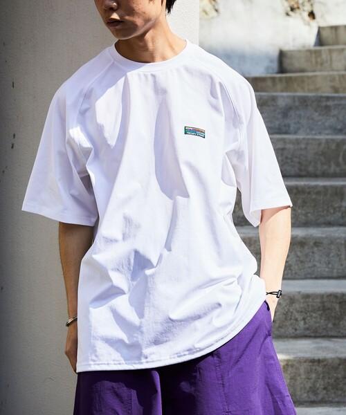 FREAK'S STORE（フリークスストア）の「【限定展開】ビッグシルエット 水陸両用 ユーティリティー ラグランスリーブ クルーネックTシャツ/ラッシュガード/UPF50（Tシャツ/カットソー・メンズ・ブラック/ホワイト/グレー・SMALL/LARGE/MEDIUM）」の20枚目の写真