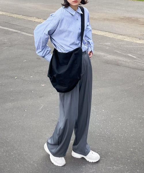 Chillfar（チルファー）の「ショルダーバッグ（ショルダーバッグ・レディース・ブラック/ホワイト・FREE）」の15枚目の写真