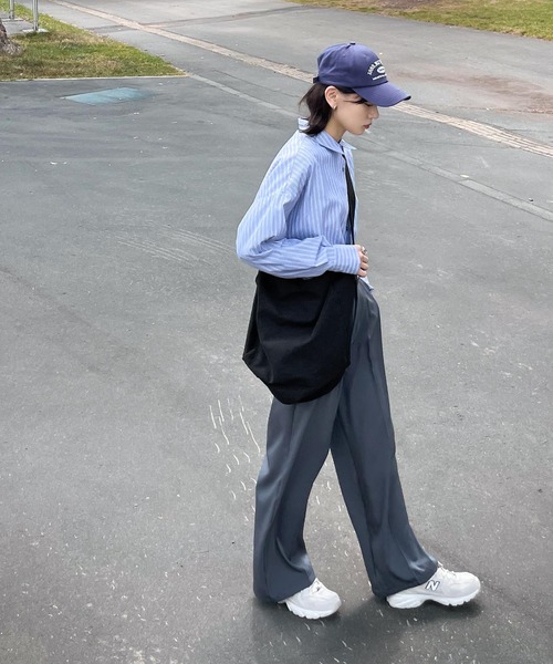 Chillfar（チルファー）の「ショルダーバッグ（ショルダーバッグ・レディース・ブラック/ホワイト・FREE）」の16枚目の写真