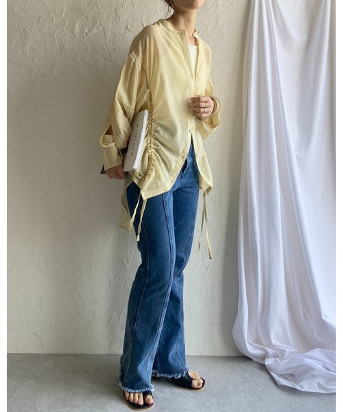 She's Closet(シーズクローゼット)の「バンドカラー長袖ドロストシャーリングシアーシャツブラウス(シャツ/ブラウス・レディース・ホワイト/ブラック/ライトベージュ・FREE)」の16枚目の写真