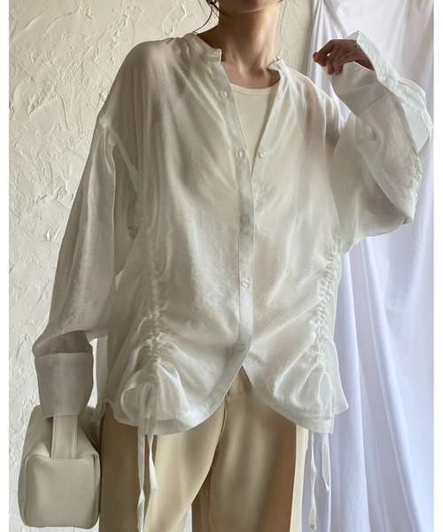 She's Closet(シーズクローゼット)の「バンドカラー長袖ドロストシャーリングシアーシャツブラウス(シャツ/ブラウス・レディース・ホワイト/ブラック/ライトベージュ・FREE)」の11枚目の写真