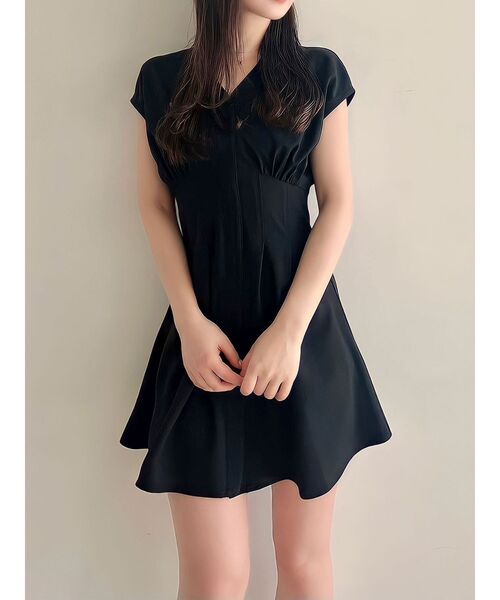 RESEXXY（リゼクシー）の「ノーカラーコルセットシャツワンピース（シャツワンピース・レディース・オレンジ/ホワイト/ブラック・FREE）」の3枚目の写真