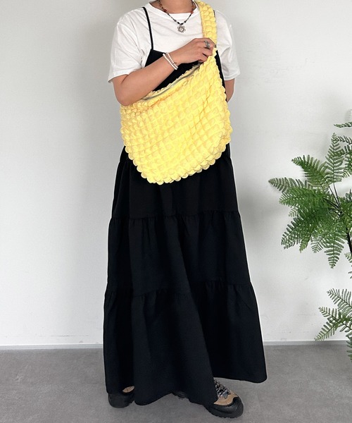 kutir(クティール)の「kutirlune/ぽこぽこドローコードショルダーバッグ(ショルダーバッグ・レディース・ブラック/ライトブルー/ホワイト/イエロー・FREE)」の12枚目の写真