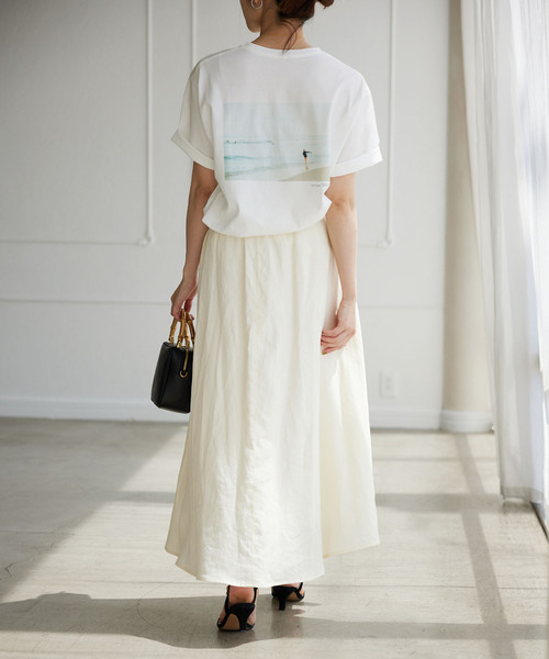 SLOBE IENA(スローブイエナ)の「【+81BRANCA/ハチイチブランカ 】 PHOTO Tシャツ(Tシャツ/カットソー・レディース・オフホワイト/ライトホワイト/ホワイト系その他/ホワイト×ホワイト/ホワイト・FREE)」の8枚目の写真
