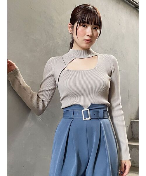 MURUA（ムルーア）の「アシメオープンニット（ニット/セーター・レディース・ベージュ/ブラック/ブルー・FREE）」の17枚目の写真