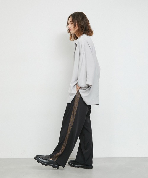 JUNRED（ジュンレッド）の「サイドデザインワイドトラックパンツ（その他パンツ・メンズ・チャコールグレー/ブラック・L/M/S）」の10枚目の写真