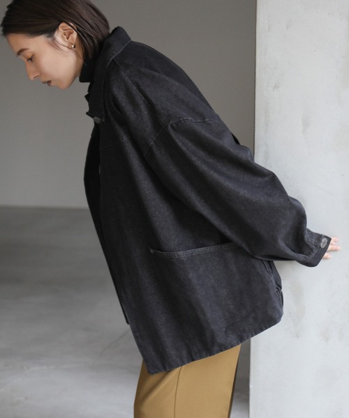 select MOCA(セレクトモカ)の「バックギャザーオーバーデニムジャケット(デニムジャケット・レディース・ダークインディゴブルー/ブラック・FREE/SMALL)」の20枚目の写真