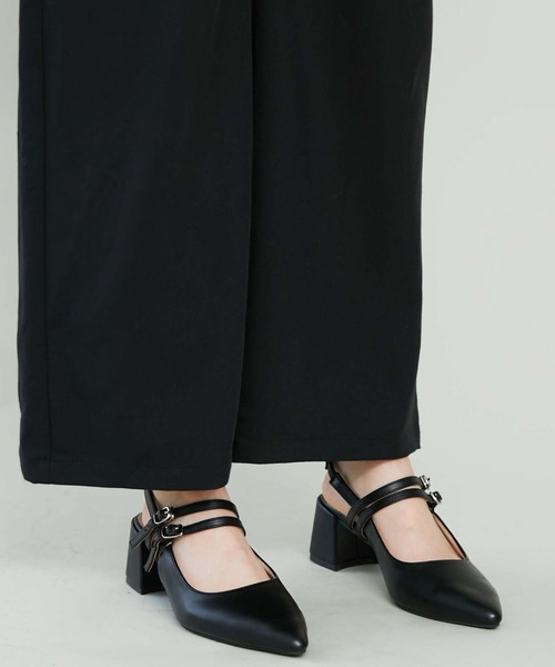 archives(アルシーヴ)の「ポインテッドストラップパンプス(パンプス・レディース・ブラック/アイボリー・MEDIUM/LARGE)」の9枚目の写真