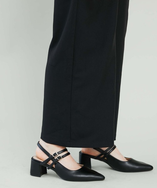 archives(アルシーヴ)の「ポインテッドストラップパンプス(パンプス・レディース・ブラック/アイボリー・MEDIUM/LARGE)」の12枚目の写真