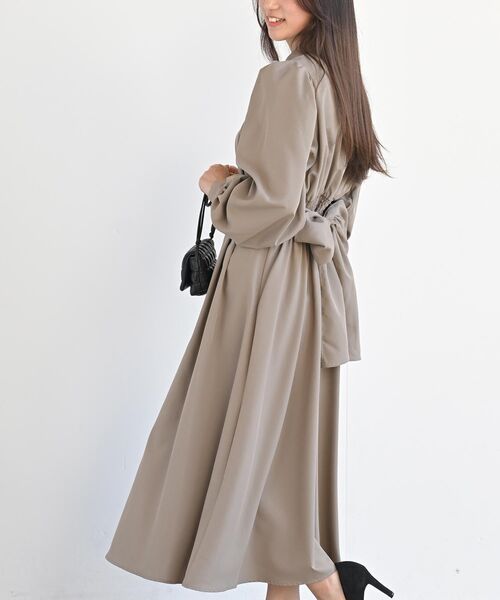 rps（アールピーエス）の「共地リボン付きタックシャツワンピース（シャツワンピース・レディース・チャコールグレー/モカ/ダークネイビー・フリー）」の13枚目の写真