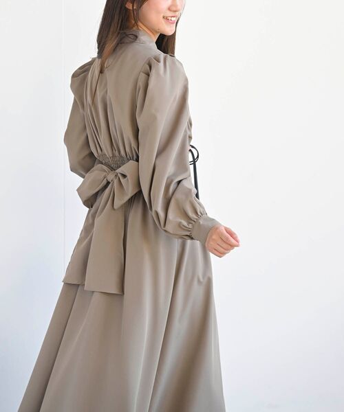 rps（アールピーエス）の「共地リボン付きタックシャツワンピース（シャツワンピース・レディース・チャコールグレー/モカ/ダークネイビー・フリー）」の18枚目の写真