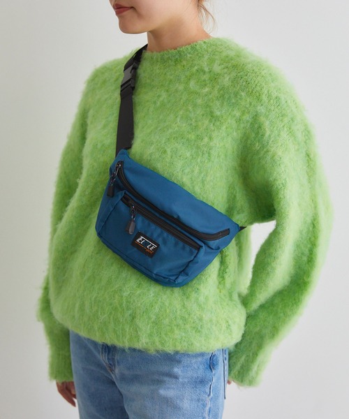 ELLEgirl（エルガール）の「カラーナイロンウエストポーチ【ELLEgirl/エル ガール】（ボディバッグ/ウエストポーチ・レディース・ネイビー/ブラック/ピンク・FREE）」の12枚目の写真