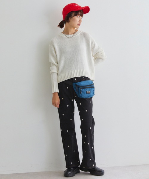 ELLEgirl（エルガール）の「カラーナイロンウエストポーチ【ELLEgirl/エル ガール】（ボディバッグ/ウエストポーチ・レディース・ネイビー/ブラック/ピンク・FREE）」の16枚目の写真